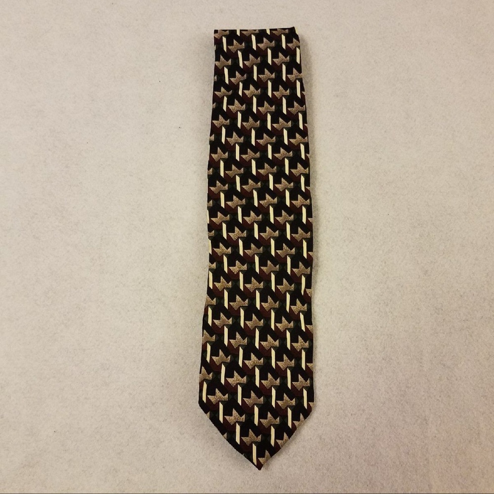 Structure 100% Silk Tie